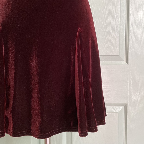 RARE VINTAGE VICTORIA’S SECRET deep chocolate brown velvet skater twirl dress - Picture 4 of 13